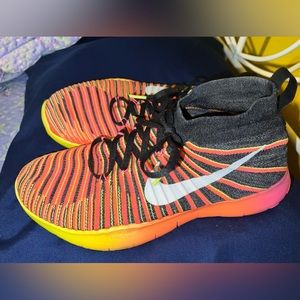 Nike running shoes. Gently worn, like new. Size 10.